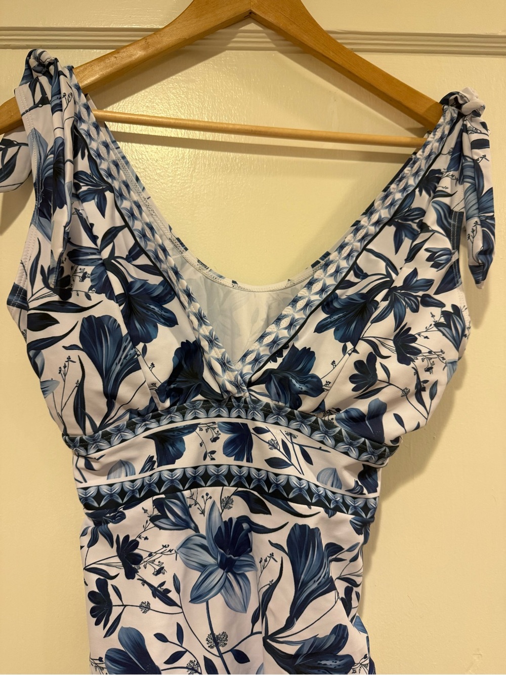Blue & White Floral Matching Swim Set – M - 1-Piece Swimsuit + Maxi Cover-Up - Picture 3 of 12